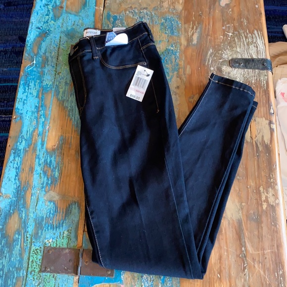 Kensie Liquid Denim Ultimate High Rise 